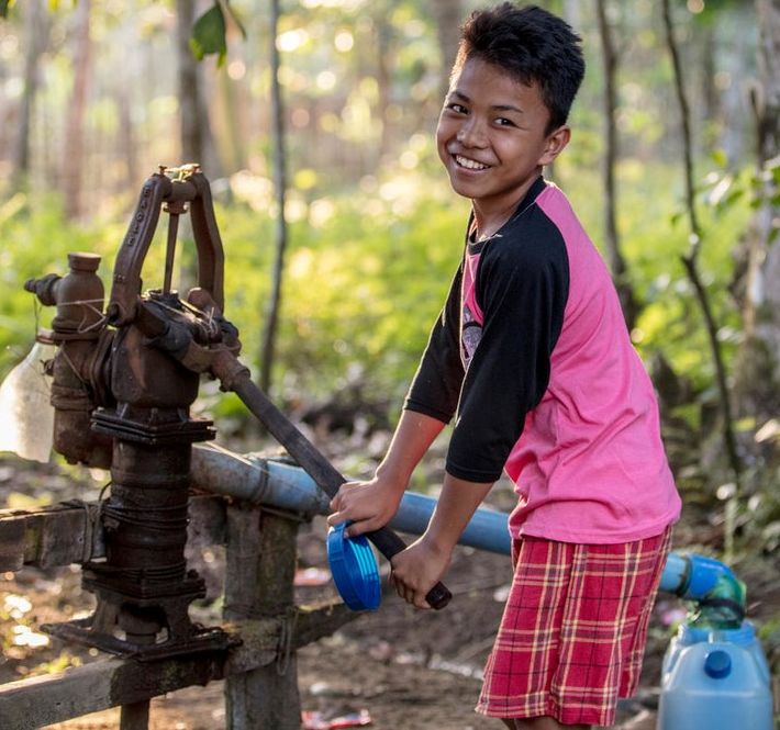 <h1> Day Zero: Preventing a Water Crisis in Metro Manila</h1>
<p>As the summer heat plows on and the water shortages continue, the people of Metro Manila are eager for a solution./p>
<p style="text-align: right;"><a href="https://support.wwf.org.ph/resource-center/story-archives-2019/day-zero-preventing-water-crisis/" target="_blank">Read More &gt;</a></p>