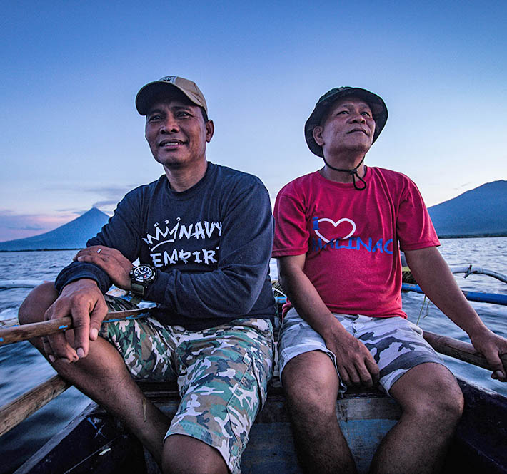 <h1>The Night Fishermen of the Philippines</h1>
<p>Starry night. Stars blip into existence in the sky and in the water as the last of the suns’ rays clip across the backs of tall mountains./p>
<p style="text-align: right;"><a href="http://wwf.org.ph/resource-center/story-archives-2019/nightfishermenoftheph/" target="_blank">Read More &gt;</a></p>