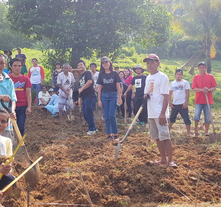 <h1>Linang in Masumbang: Household Vegetable Gardening for Food Security</h1>
<p>The World Wide Fund for Nature (WWF) Philippines, through Linang: A Sustainable Farm to Table program,/p><p style="text-align: right;"><a href="https://support.wwf.org.ph/resource-center/story-archives-2019/masumbangtraining/" target="_blank" rel="noopener noreferrer">Read More &gt;</a></p>