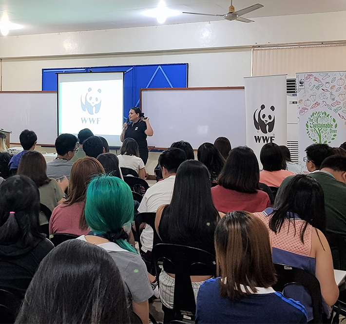 <h1>The Sustainable Diner at Ateneo’s Talakayang Alay sa Bayan</h1>
<p>Last October 8, 2019, The Sustainable Diner: A Key Ingredient for Sustainable Tourism, /p><p style="text-align: right;"><a href="https://support.wwf.org.ph/resource-center/story-archives-2019/sustainabledinerattalab/" target="_blank" rel="noopener noreferrer">Read More &gt;</a></p>