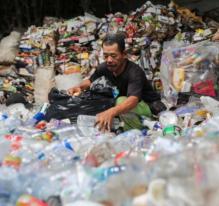 <h1>Majority of experts support the development of a new global agreement on plastic pollution as UN Expert Group concludes</h1>
<p>As the final meeting of the UN Ad Hoc Open Ended Expert Group /p>
<p style="text-align: right;"><a href="https://support.wwf.org.ph/what-we-do/plastics/un-expert-group-on-development-of-new-global-agreement/" target="_blank" rel="noopener noreferrer">Read More &gt;</a></p>
