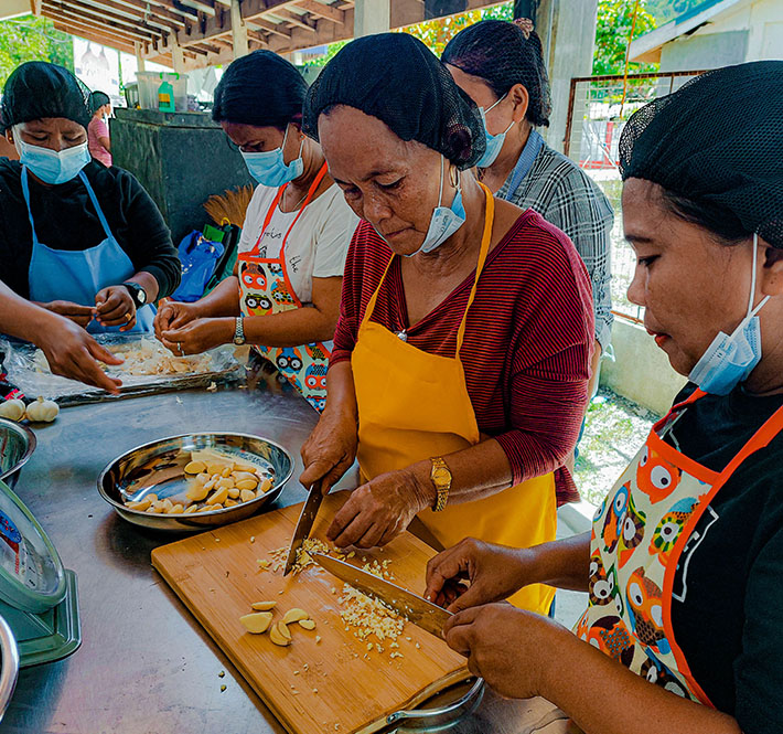 <h1>Mindoro Women Get Livelihood Support</h1>
<p>Throughout the month of April, the World Wide Fund for Nature (WWF) Philippines donated food processing</p>
<p style="text-align: right;"><a href="https://support.wwf.org.ph/resource-center/story-archives-2022/mindoro-fisher-fundraising/" target="_blank" rel="noopener noreferrer">Read More &gt;</a></p>