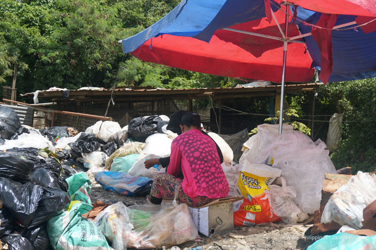 <h1>Trace Your Share: San Jose Sico Landfill cooperative</h1>
<p style="text-align: right;"><a href="https://support.wwf.org.ph/resource-center/story-archives-2022/trace-your-share-san-jose-sico-landfill-cooperative/" target="_blank" rel="noopener noreferrer">Read More &gt;</a></p>