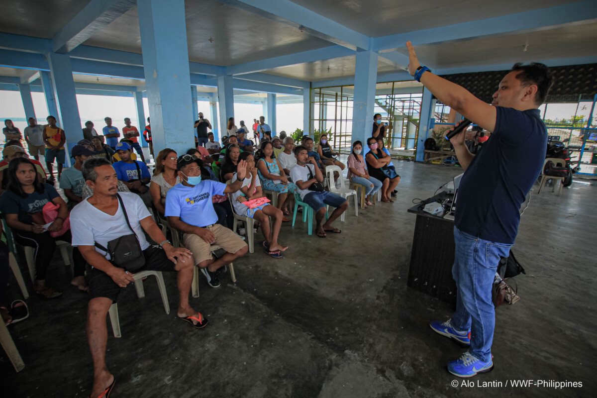 Transponder Installation Day 1 - Alo Lantin, WWF-Philippines_-2