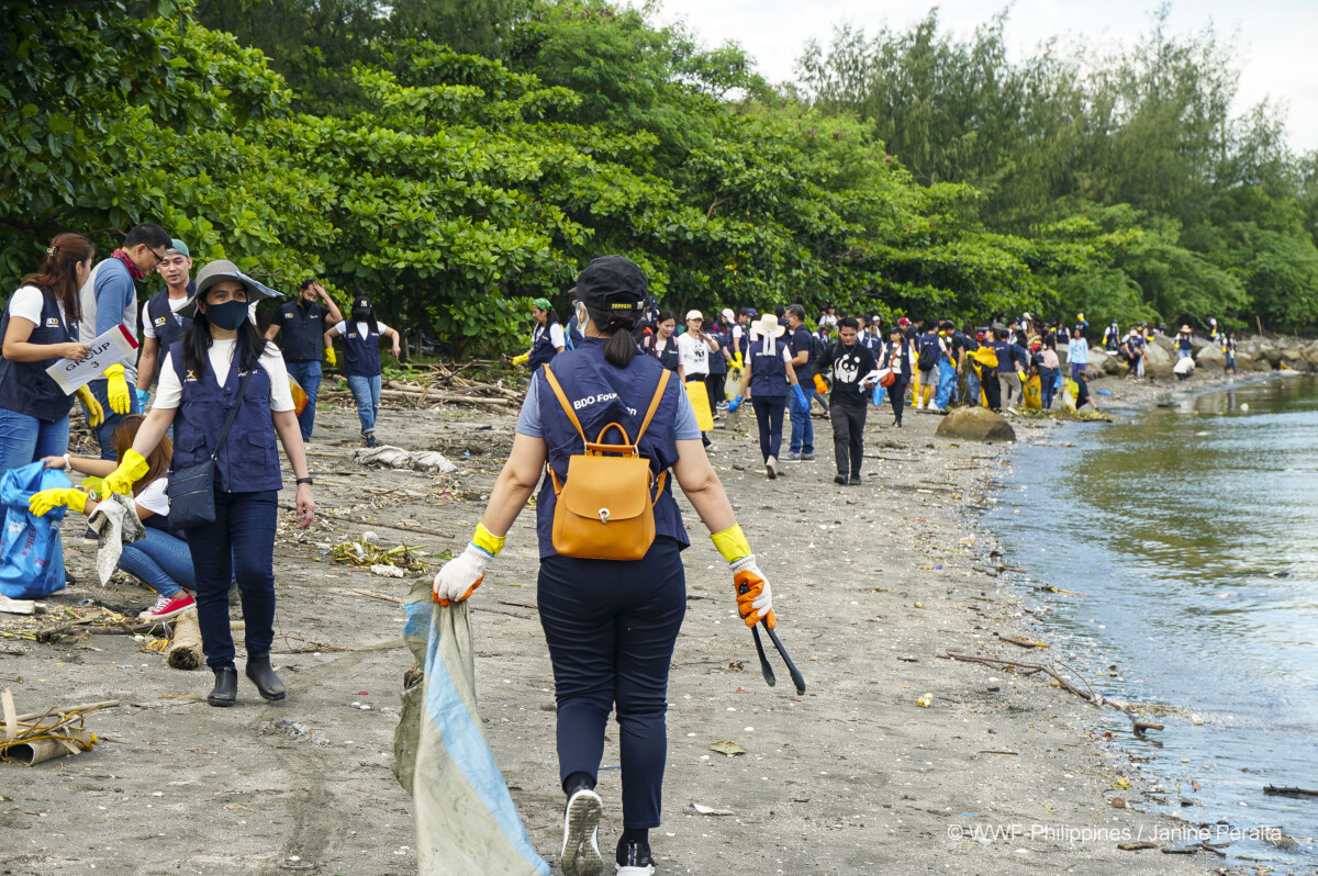 <h1>WWF-PH marks Plastic-Free July by engaging private sector on critical habitats cleanup and waste segregation learning sessions</h1></p>
<p style="text-align: right;"><a href="https://support.wwf.org.ph/resource-center/story-archives-2023/wwf-ph-marks-plastic-free-july-by-engaging-private-sector-on-critical-habitats-cleanup-and-waste-segregation-learning-sessions/">Read More &gt;</a></p>